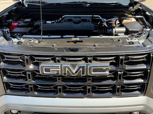 Used 2025 GMC Canyon Elevation w/ Convenience Package RWD image 25