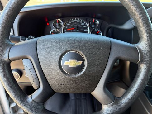 Used 2023 Chevrolet Express 3500 LS image 31