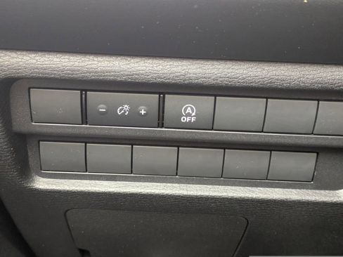 New 2026 Mitsubishi Outlander ES FWD image 21