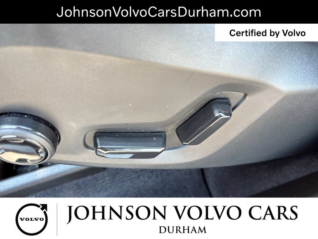 Certified 2024 Volvo XC60 B5 Ultimate AWD/4WD image 15