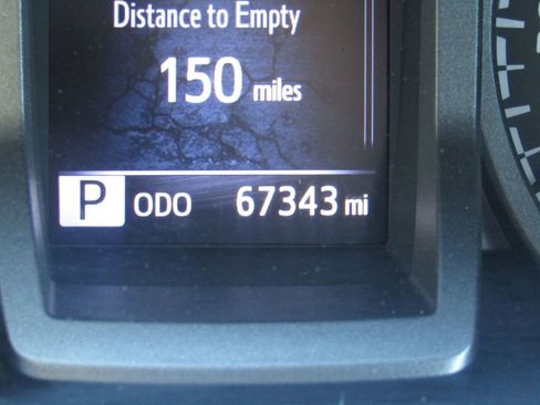 Used 2023 Toyota Tacoma TRD Off-Road w/ Technology Package image 25