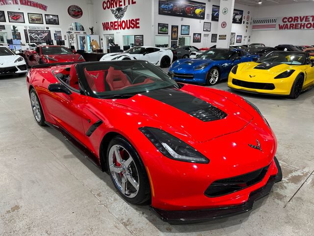 Used 2014 Chevrolet Corvette Stingray Convertible w/ 3LT Preferred Equipment Group RWD image 32