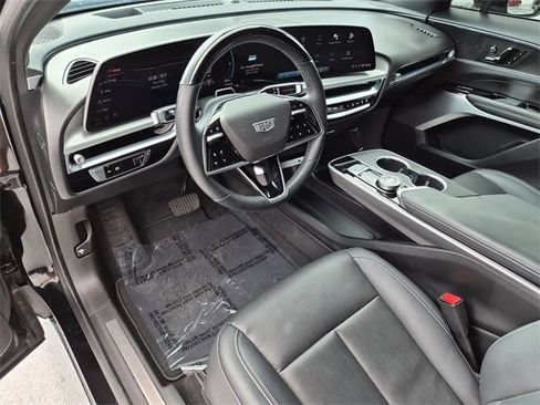 Certified 2024 Cadillac Lyriq Sport image 16