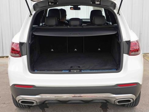Used 2020 Mercedes-Benz GLC 300 image 9