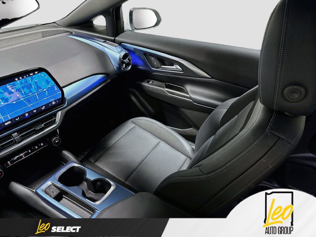 Used 2024 Chevrolet Equinox EV LT w/ LPO, Interior Storage Package FWD image 25
