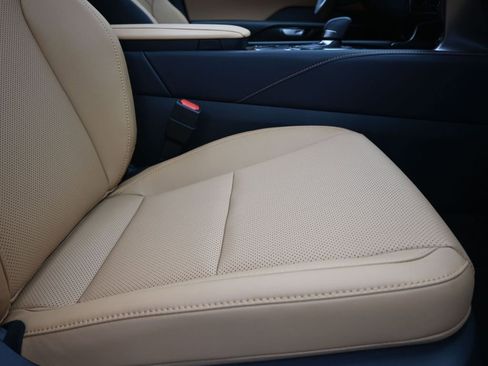 New 2026 Lexus RX 350 FWD image 25