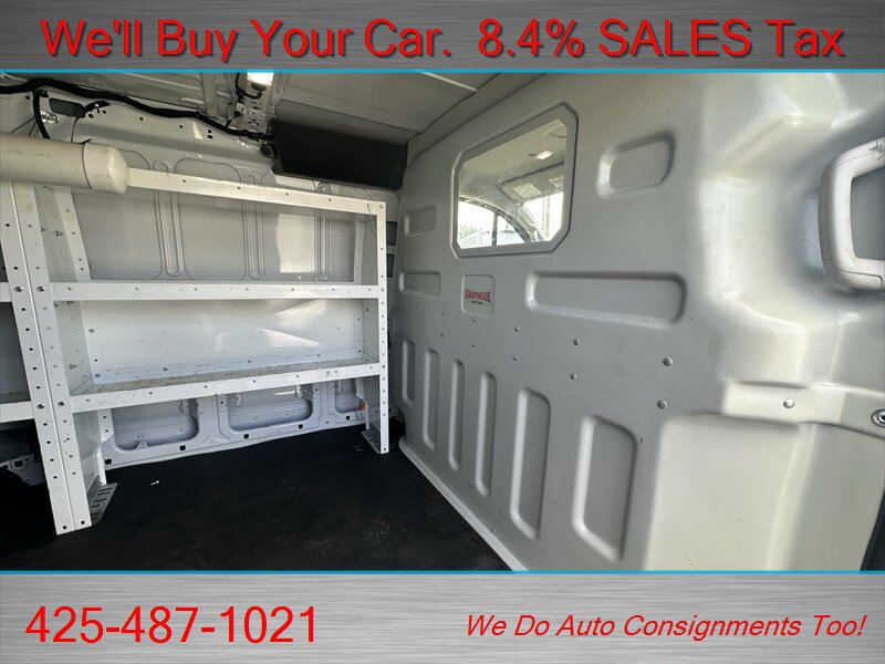 Used 2023 Ford Transit 250 Low Roof RWD image 18