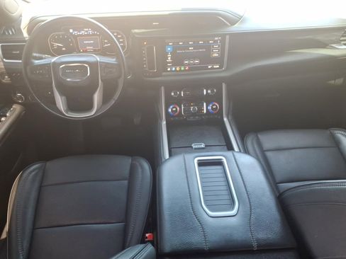 Used 2021 GMC Yukon Denali w/ Denali Ultimate Package AWD/4WD image 20