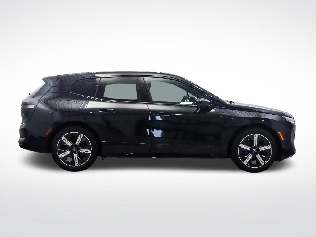 Certified 2024 BMW iX xDrive50 w/ Premium Package AWD/4WD image 6
