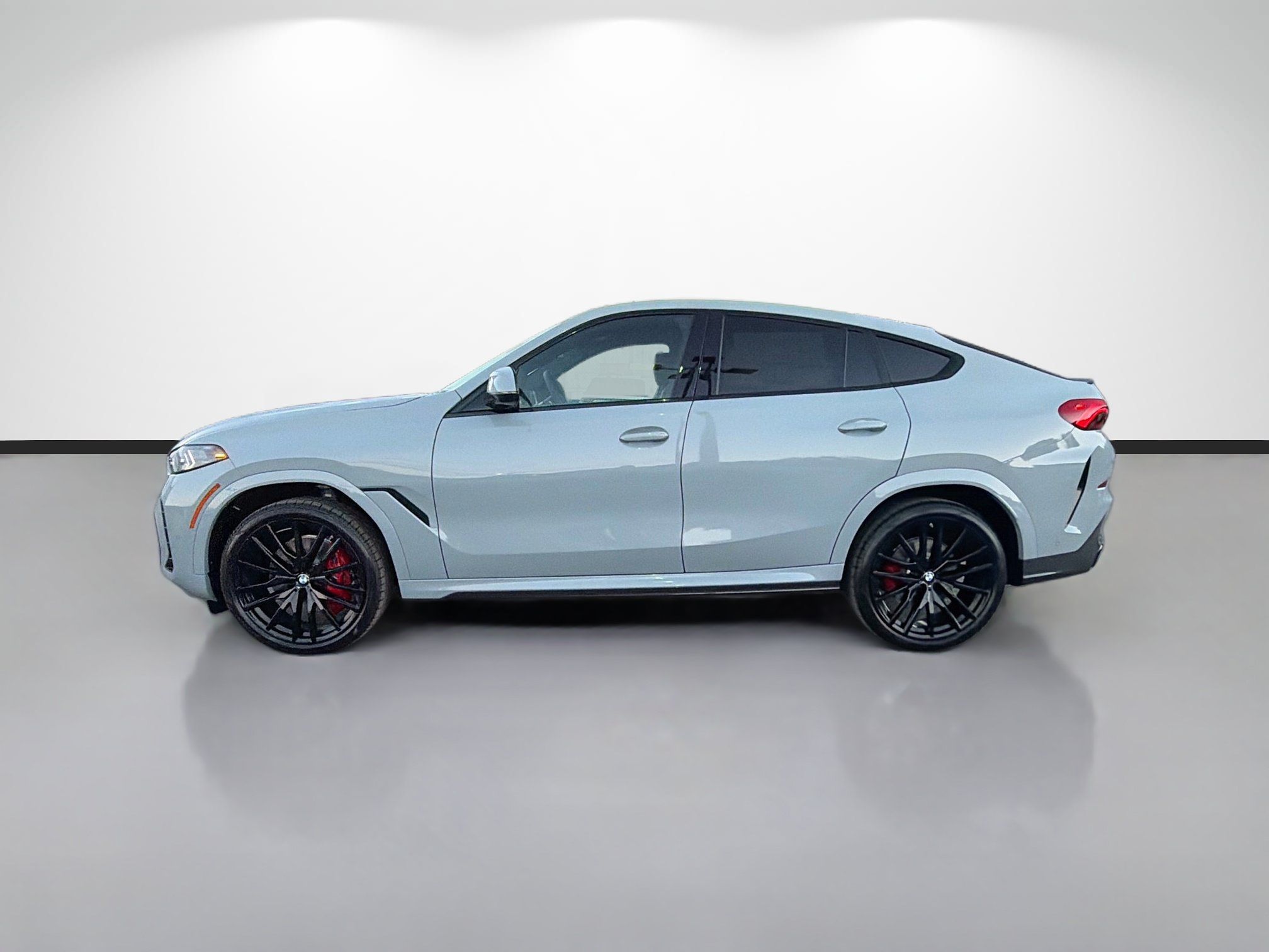 New 2027 BMW X6 xDrive40i w/ Executive Package AWD/4WD image 6
