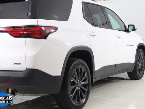 Used 2023 Chevrolet Traverse RS image 44