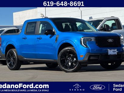 New 2025 Ford Maverick Lariat w/ Black Appearance Package