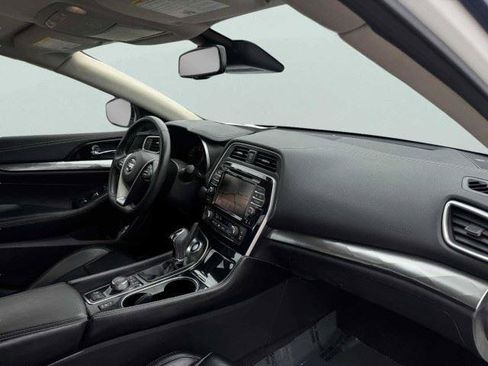 Used 2022 Nissan Maxima SV w/ Floor Mat Group FWD image 46