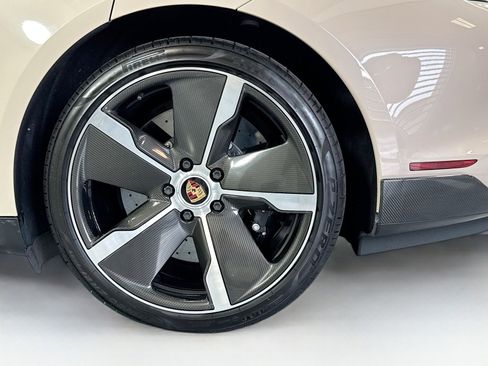 Used 2021 Porsche Taycan Turbo S image 24