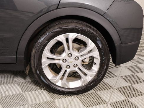 Used 2017 Chevrolet Bolt LT image 18