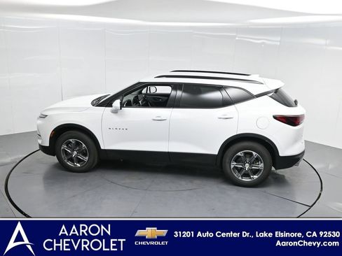 New 2025 Chevrolet Blazer LT w/ Convenience Package image 57