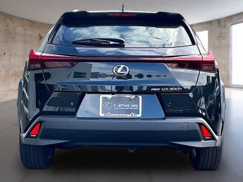 New 2026 Lexus UX 300h AWD w/ Accessory Package (Z1) image 4