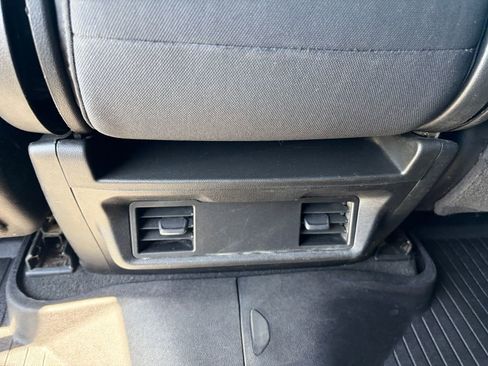 Used 2021 Chevrolet Silverado 1500 Custom Trail Boss AWD/4WD image 24