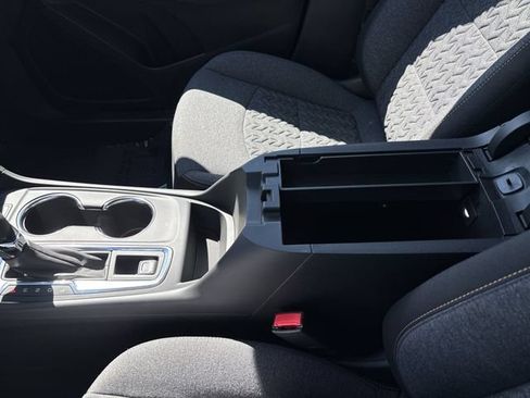 Certified 2024 Chevrolet Equinox LT FWD image 24