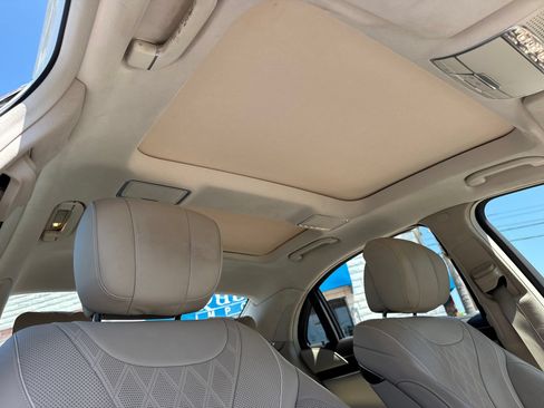 Used 2019 Mercedes-Benz S 560 Sedan image 9