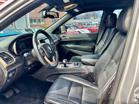 Used 2015 Jeep Grand Cherokee Limited image 11
