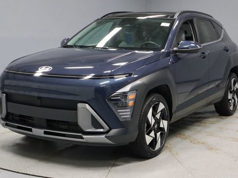 Certified 2024 Hyundai Kona Limited AWD/4WD image 9
