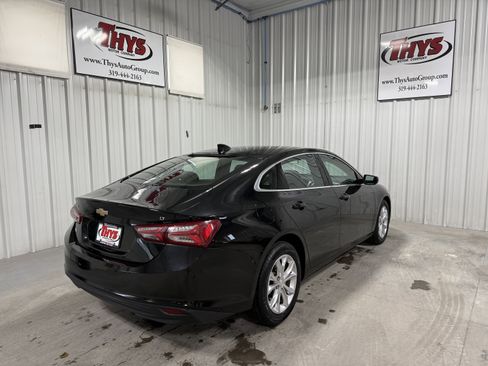 Used 2020 Chevrolet Malibu LT image 3