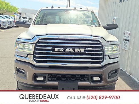 Used 2022 RAM 3500 Limited AWD/4WD image 2