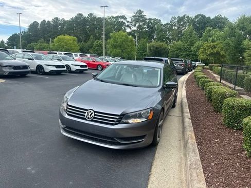 Used 2015 Volkswagen Passat 1.8T Wolfsburg Edition FWD image 5