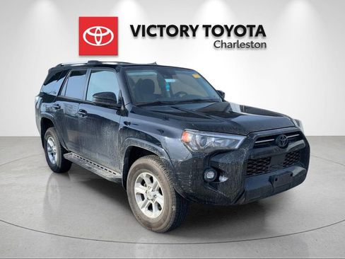 Used 2022 Toyota 4Runner SR5 image 4