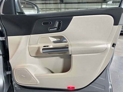 Certified 2026 Mercedes-Benz GLA 250 4MATIC image 10