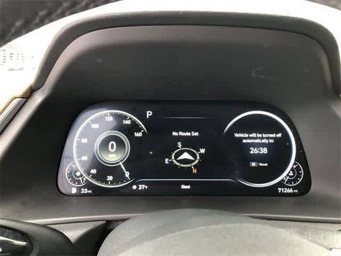 Used 2021 Hyundai Sonata Limited w/ Preferred Accessory Package image 19