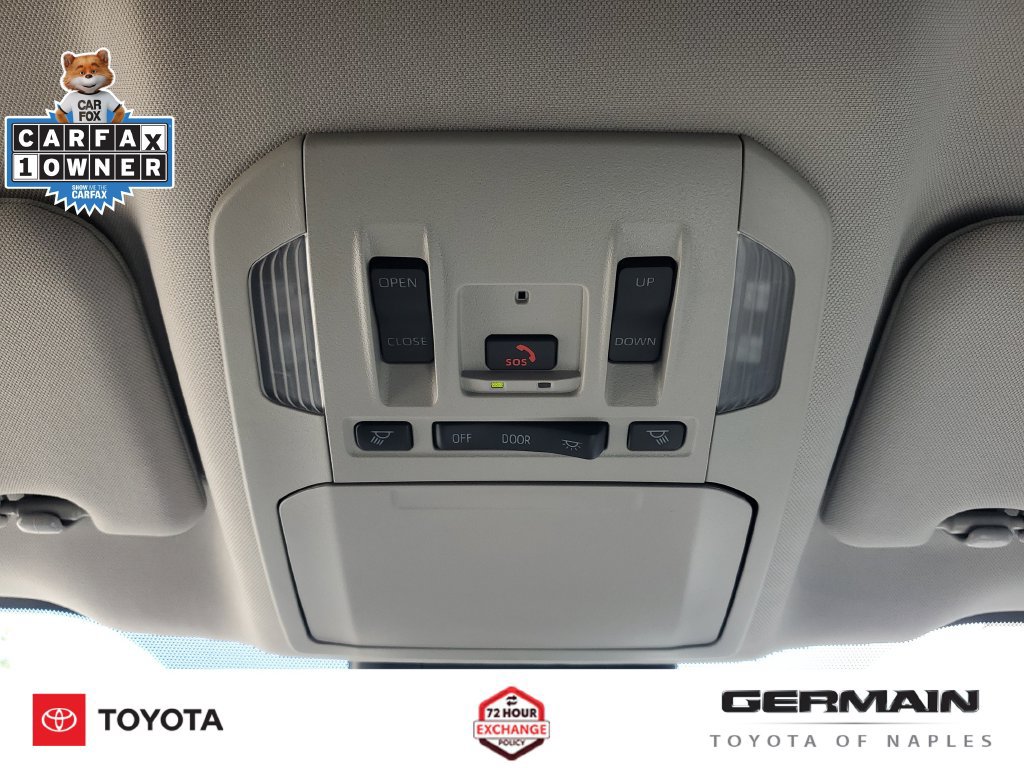Used 2025 Toyota Highlander XLE FWD image 35