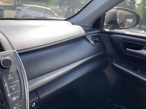 Certified 2016 Toyota Camry XLE w/ Moonroof Package FWD image 26