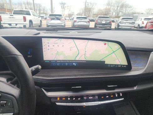 Used 2024 Cadillac XT4 Sport w/ Technology Package AWD/4WD image 21