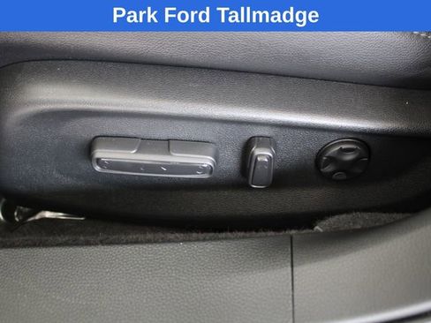 Used 2019 Honda Accord Touring image 12