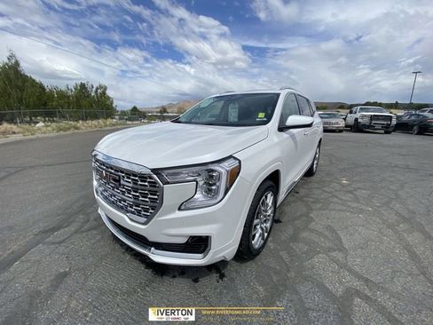 Used 2023 GMC Terrain Denali w/ LPO, Floor Liner Package AWD/4WD image 1