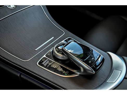 Certified 2020 Mercedes-Benz C 300 4MATIC Sedan image 22