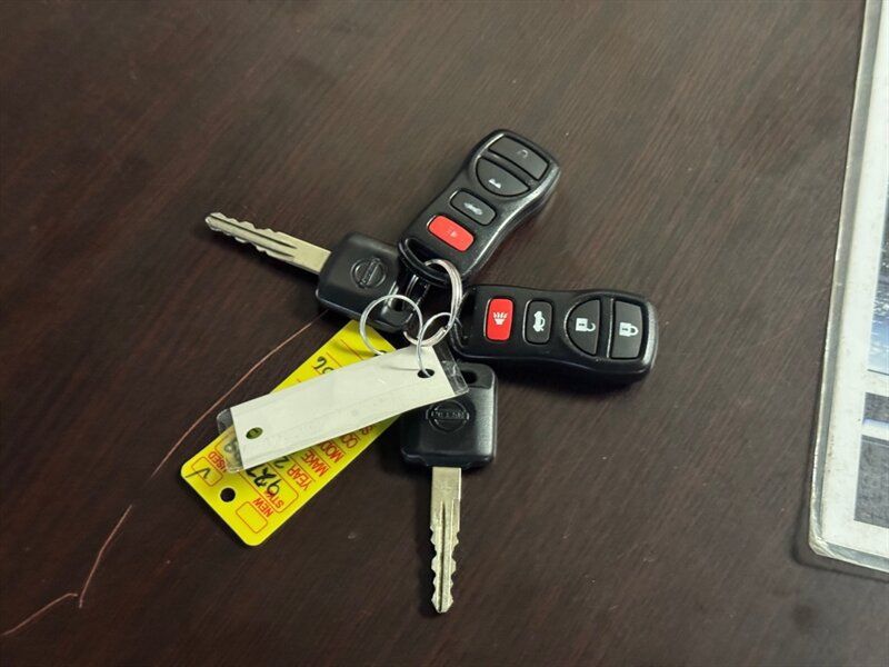 Used 2003 Nissan 350Z Touring RWD image 30