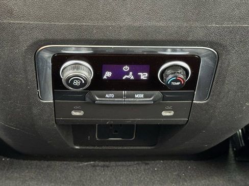 Used 2021 Chevrolet Tahoe LT RWD image 31