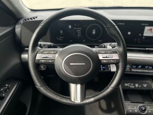 Used 2024 Hyundai Kona Limited image 13