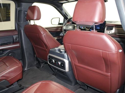 Used 2024 Ford Expedition Limited image 36