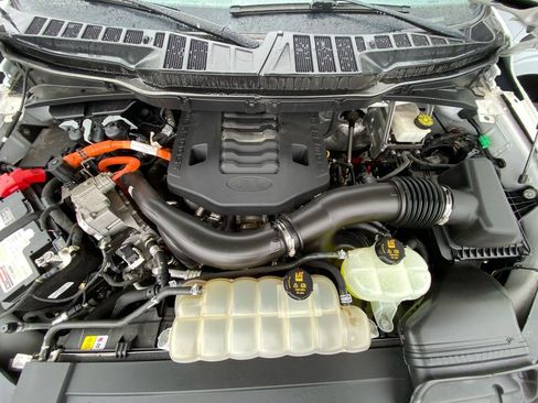 Used 2021 Ford F150 Lariat w/ Equipment Group 502A High AWD/4WD image 35