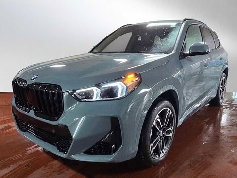 New 2026 BMW X1 xDrive28i w/ Technology Package AWD/4WD image 7