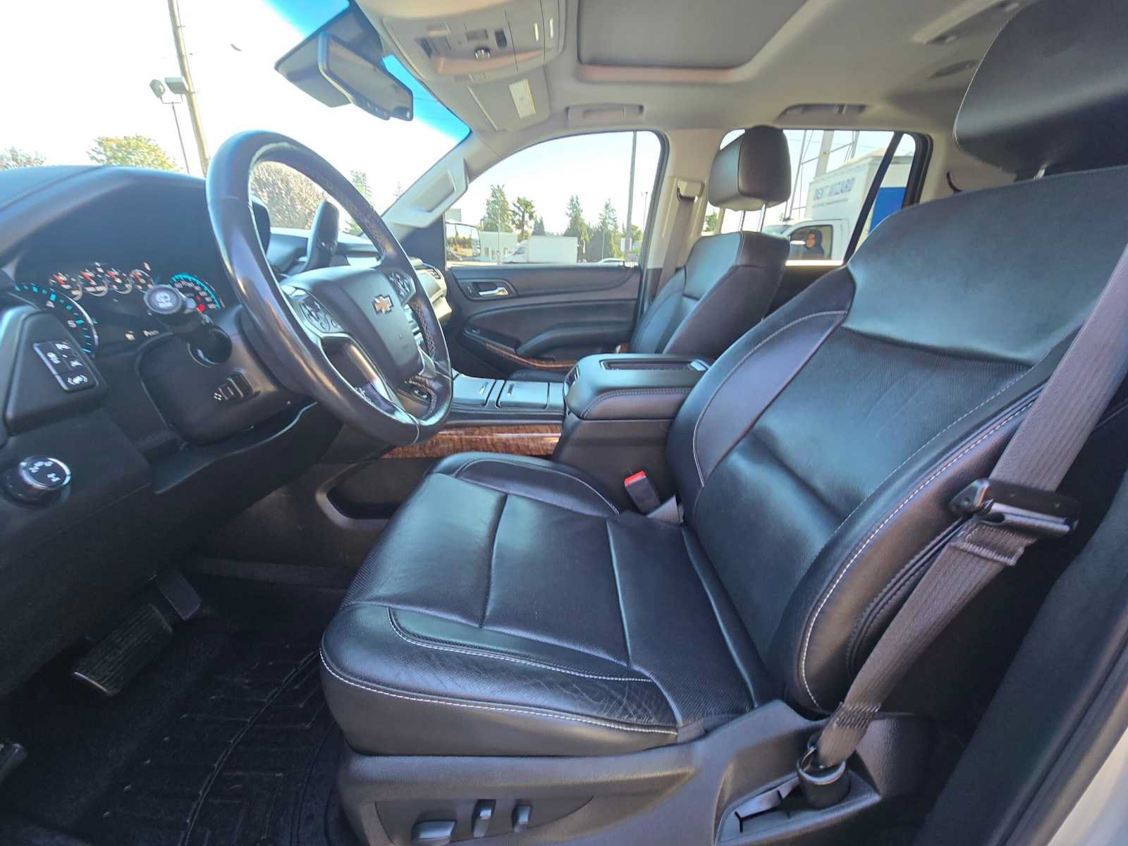 Used 2018 Chevrolet Tahoe Premier AWD/4WD image 21