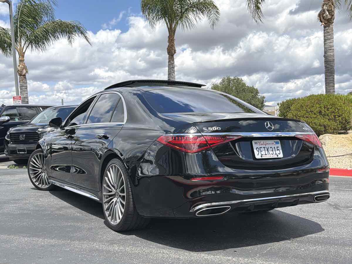 Used 2023 Mercedes-Benz S 500 4MATIC w/ AMG Line image 4