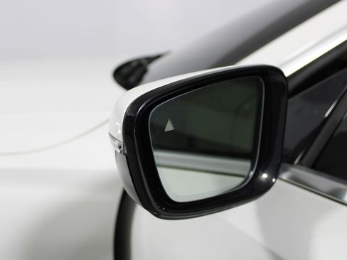 Used 2022 BMW 230i Coupe w/ Convenience Package image 20