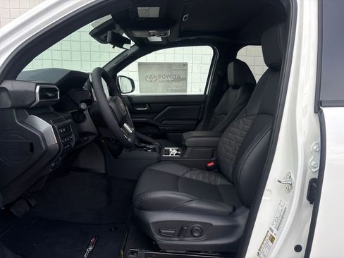 New 2026 Toyota Tacoma TRD Off-Road image 4