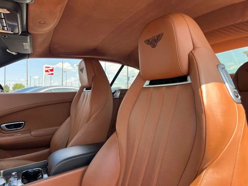 Used 2014 Bentley Continental GT image 40