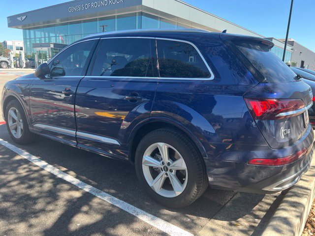 Used 2022 Audi Q7 2.0T Premium w/ Convenience Package AWD/4WD image 2